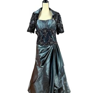 Rina do Montella evening gown A tradition of classic elegance size 8